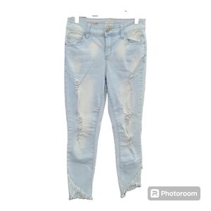 Elite Blue jeans |Size 3/4 | Distressed light blue